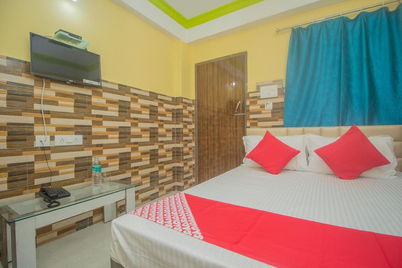 Oyo 30073 Triveni Lodge Siliguri Exterior photo